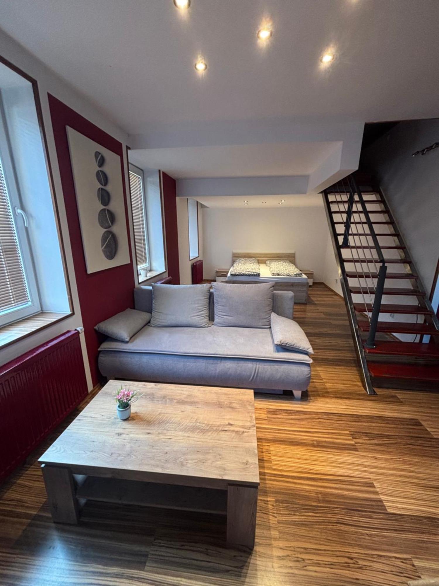 Luxusni Mezonet V Centru Apartamento Liberec Exterior foto